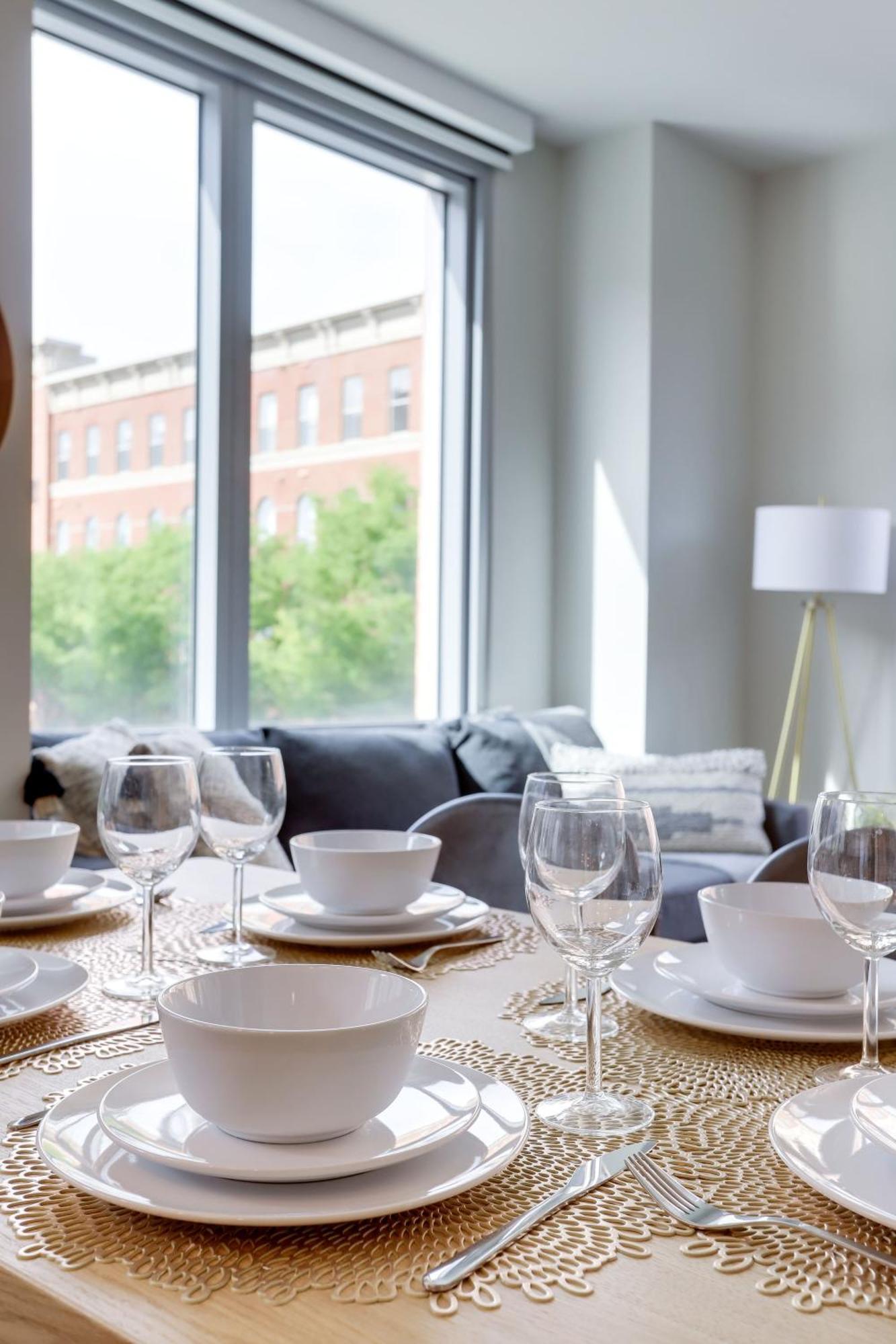 Stylish Condo At Clarendon With Rooftop Views Arlington Extérieur photo