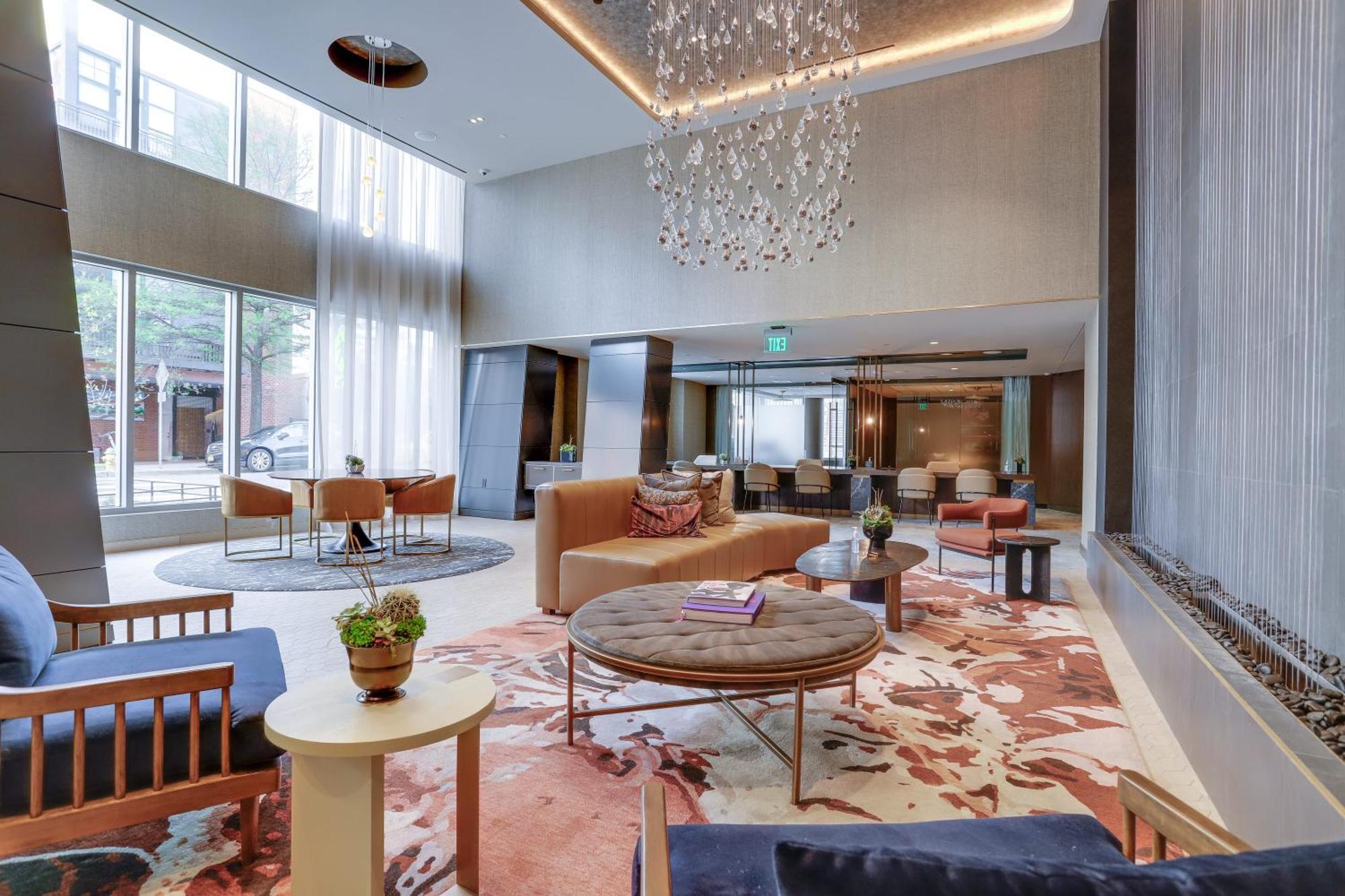 Stylish Condo At Clarendon With Rooftop Views Arlington Extérieur photo