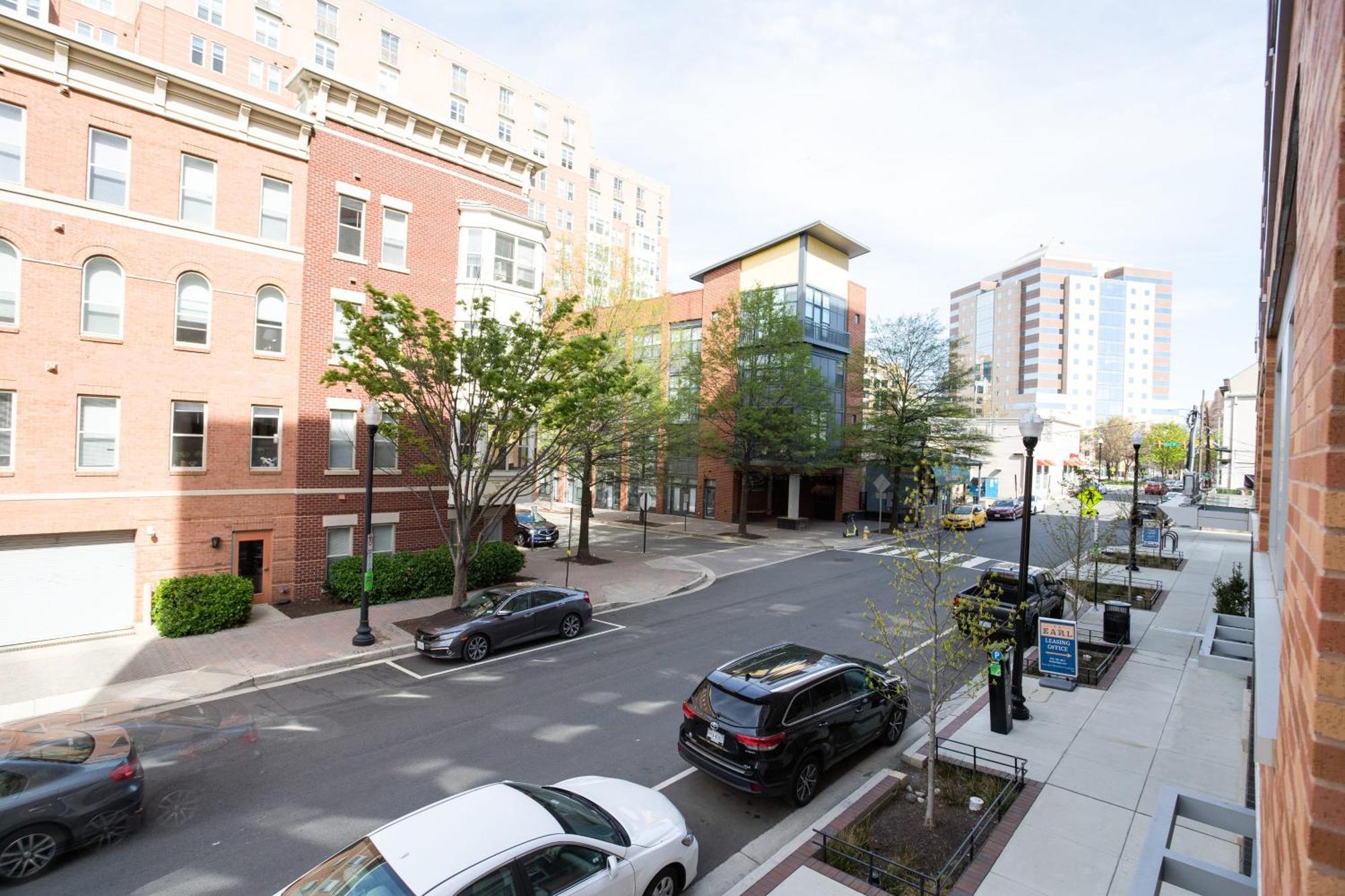 Stylish Condo At Clarendon With Rooftop Views Arlington Extérieur photo